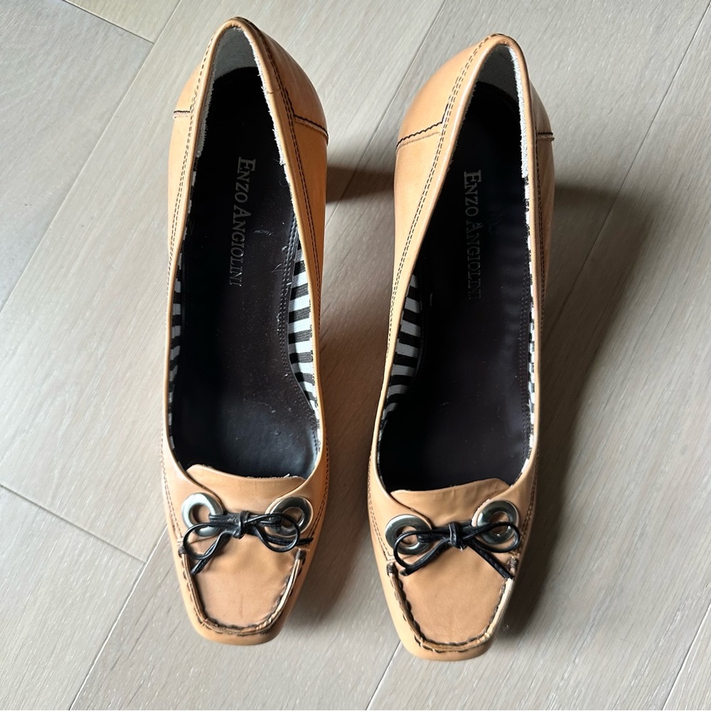 Anzo Angiolini loafer pumps. Size 7.5